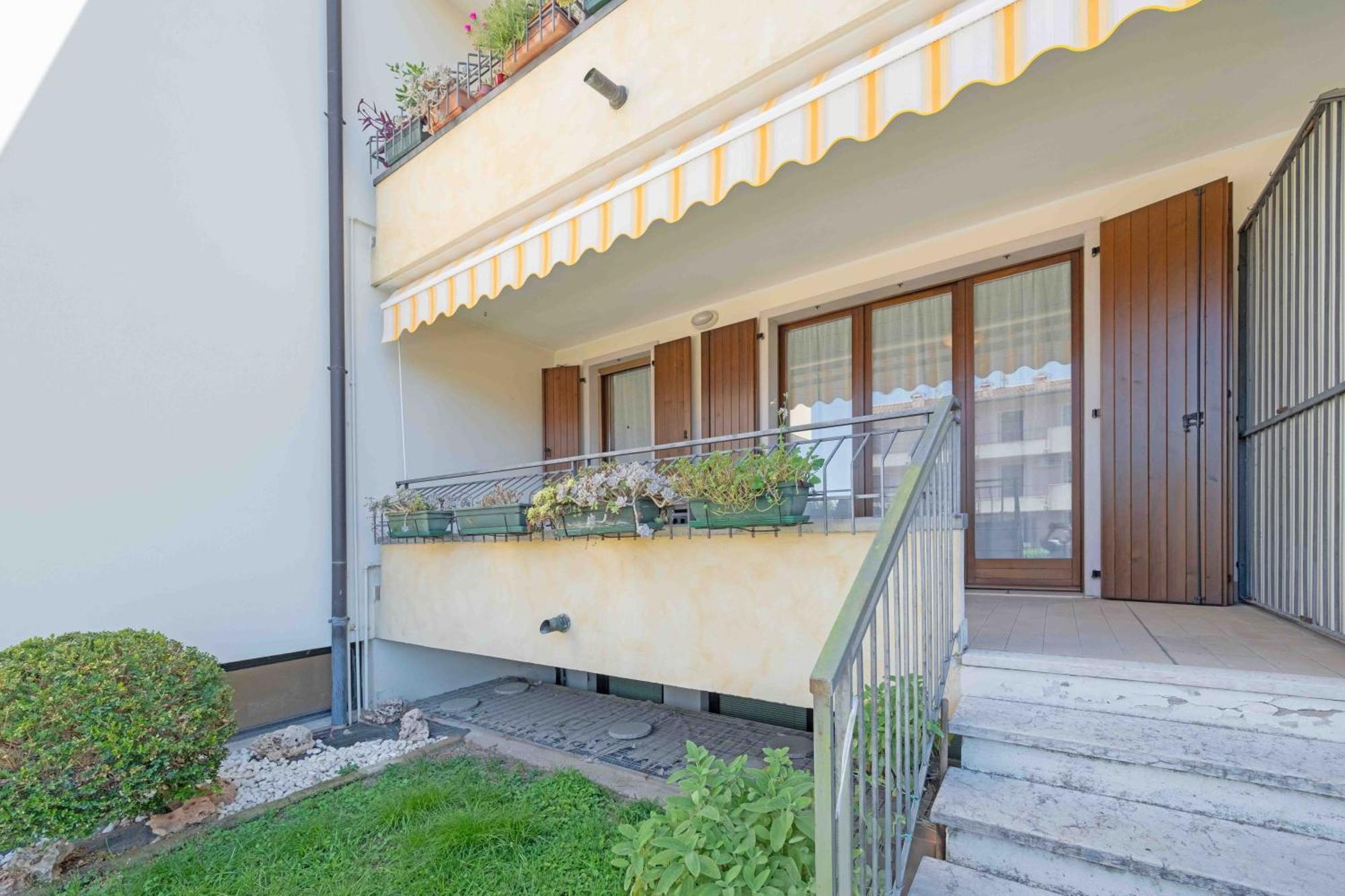 Apartmentsgarda - Residenza Elisabetta 10 Bardolino Extérieur photo